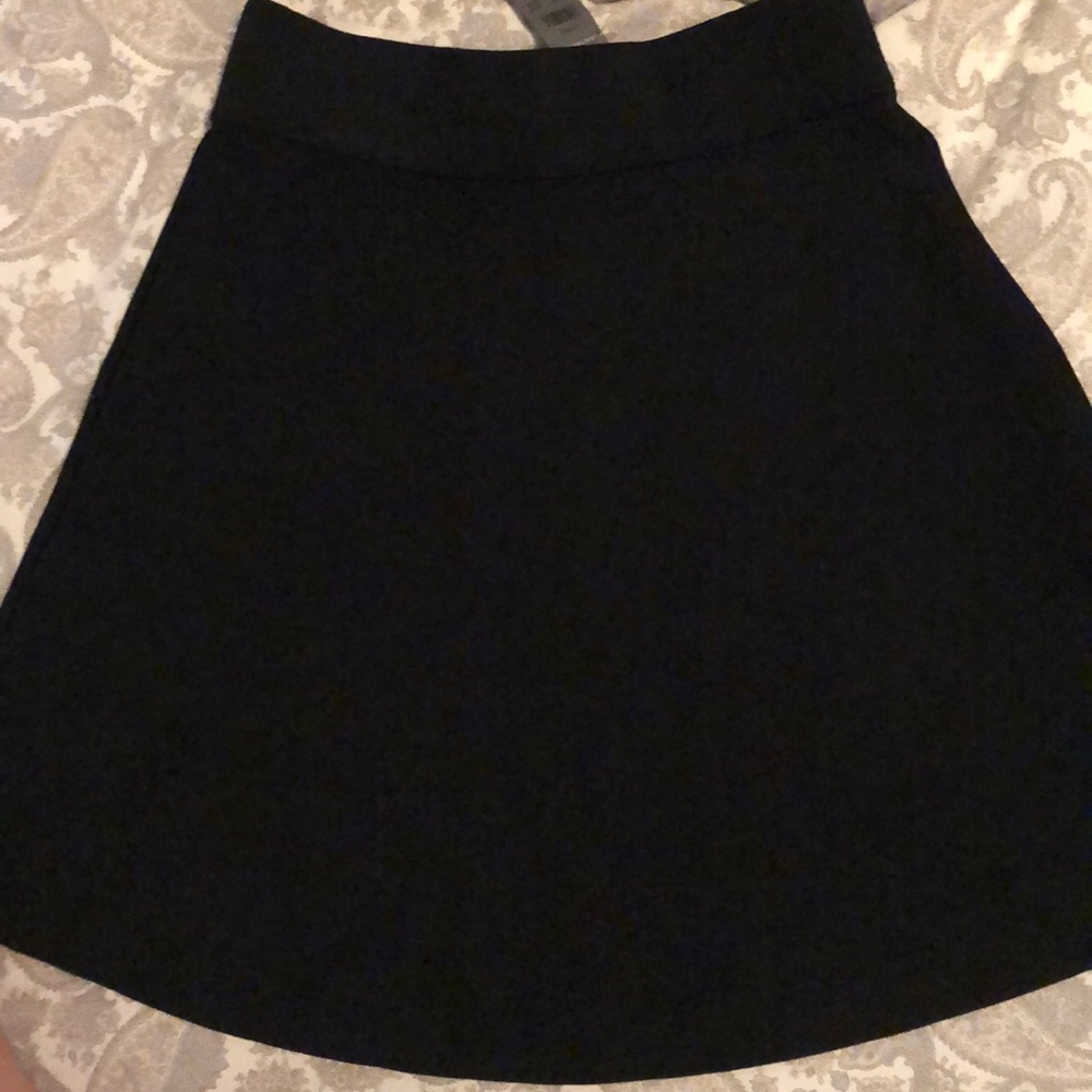 Ann Taylor black Mini Flare Skirt NWT